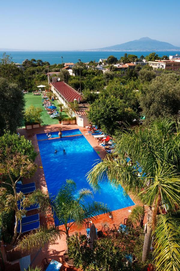 Sorrento Comfort Rooms Con Piscina Zewnętrze zdjęcie